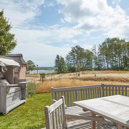 Вилла Reetdorf Geltinger Birk Atelierhaus Schilfinsel Nieby  Экстерьер фото